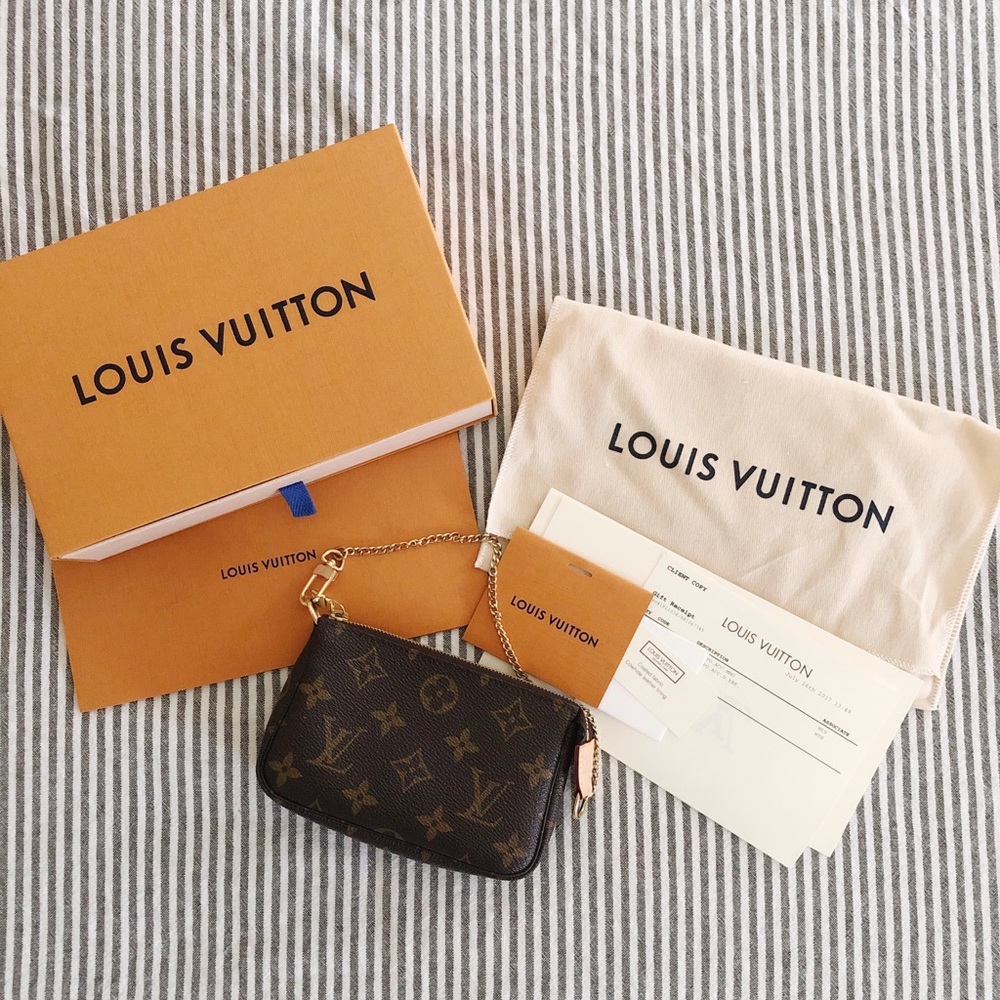 Louis Vuitton Mini Pochette Accessoires